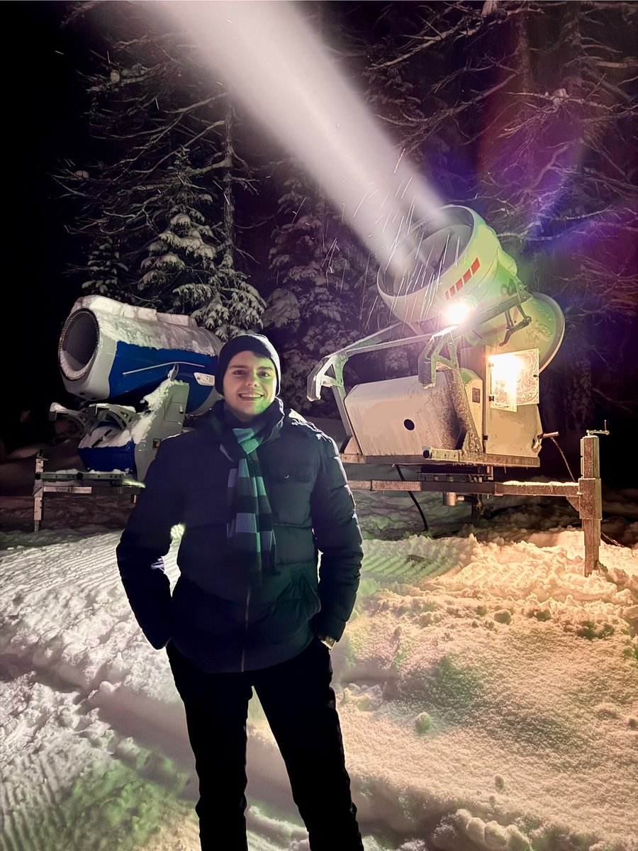 SimonTrussevich's tweet photo. Ekipa CorSapio se je 19. in 20. februarja kot zastopnik slovenske družbe, v kraju Selva di Val Gardena, v italijanskih Dolomitih, udeležila drugega kroga pogajanj z večjo italijansko družbo glede potencialnega prevzema know-howa. 1/5 https://t.co/24kGexael9
