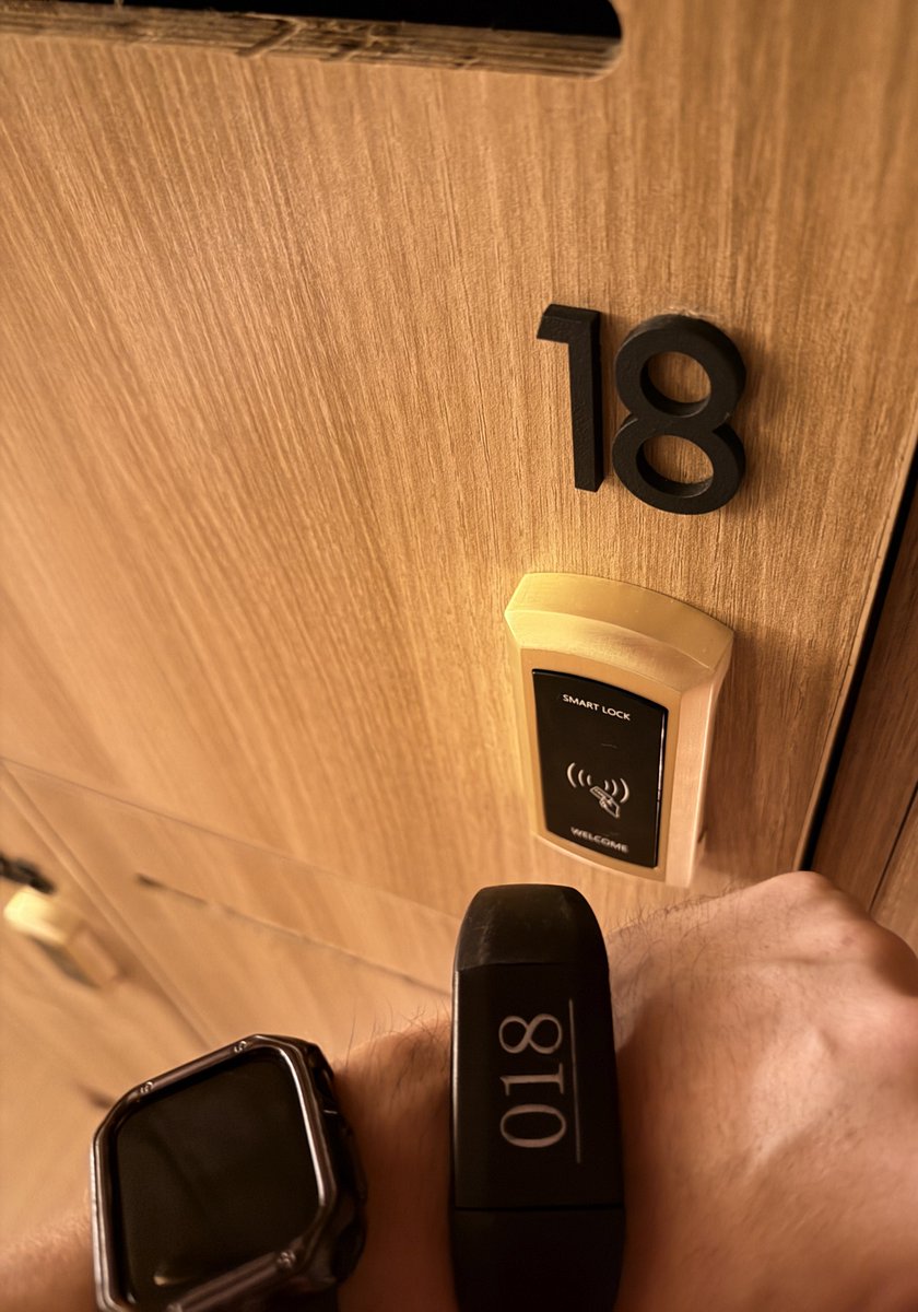 R🅰️STA  tweet media