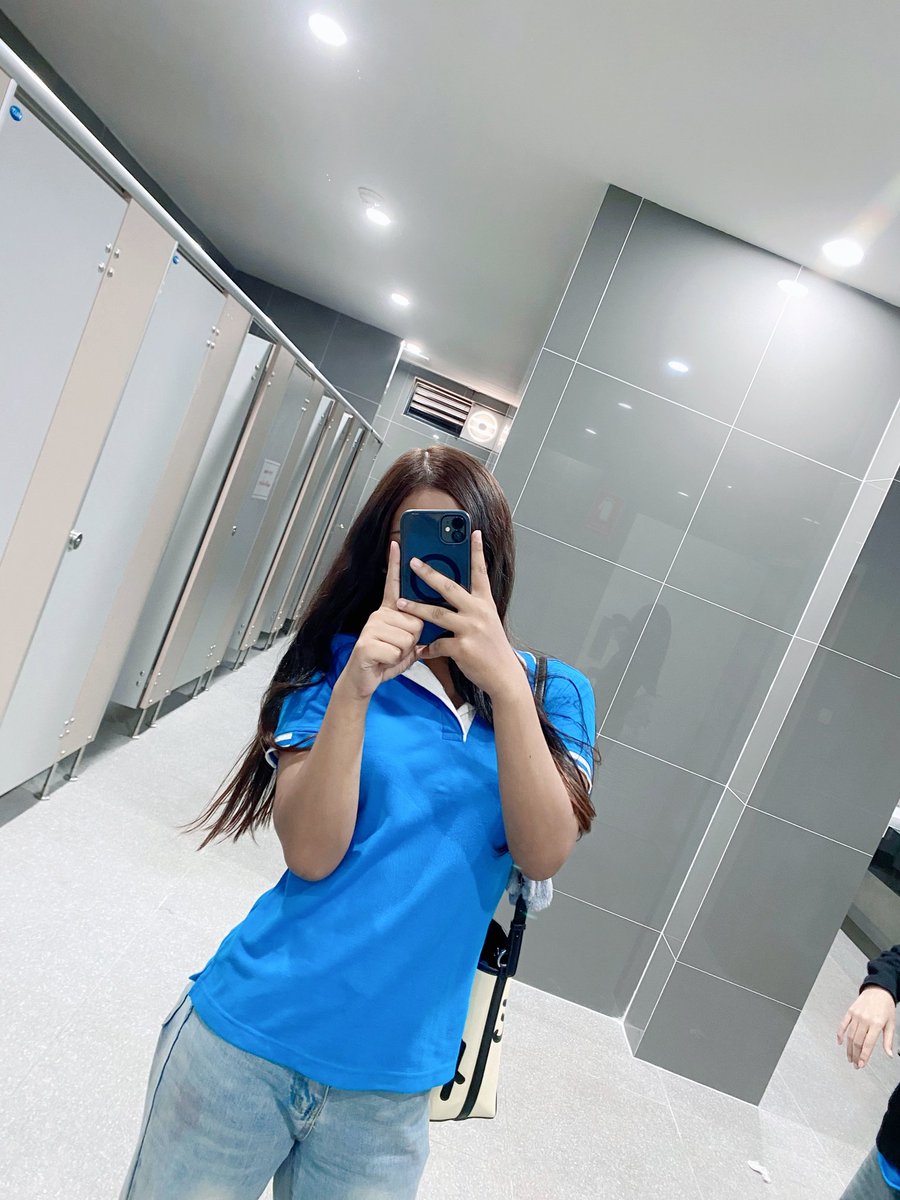 😳💦 tweet media