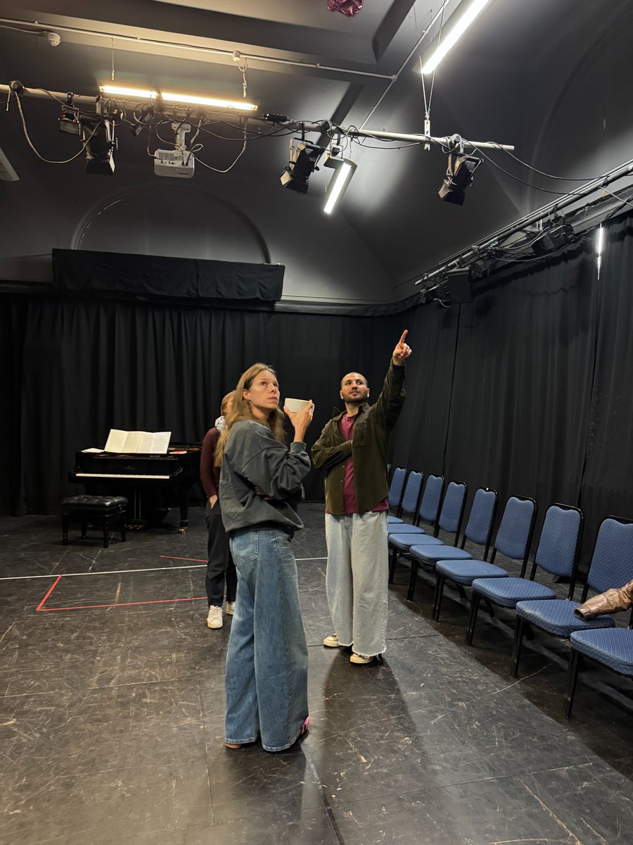 Omnibus Theatre tweet media