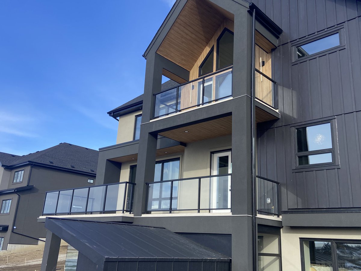 decks_appeal's tweet photo. Clear glass railing in black #deck #railing #yeg #decksappeal https://t.co/GN9IFHbxcq
