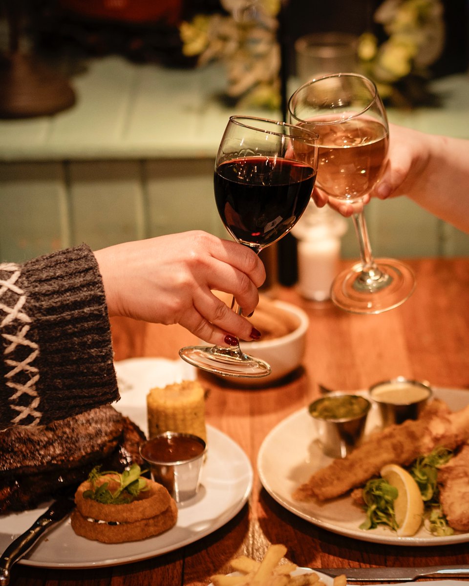 The Railway Tavern tweet media