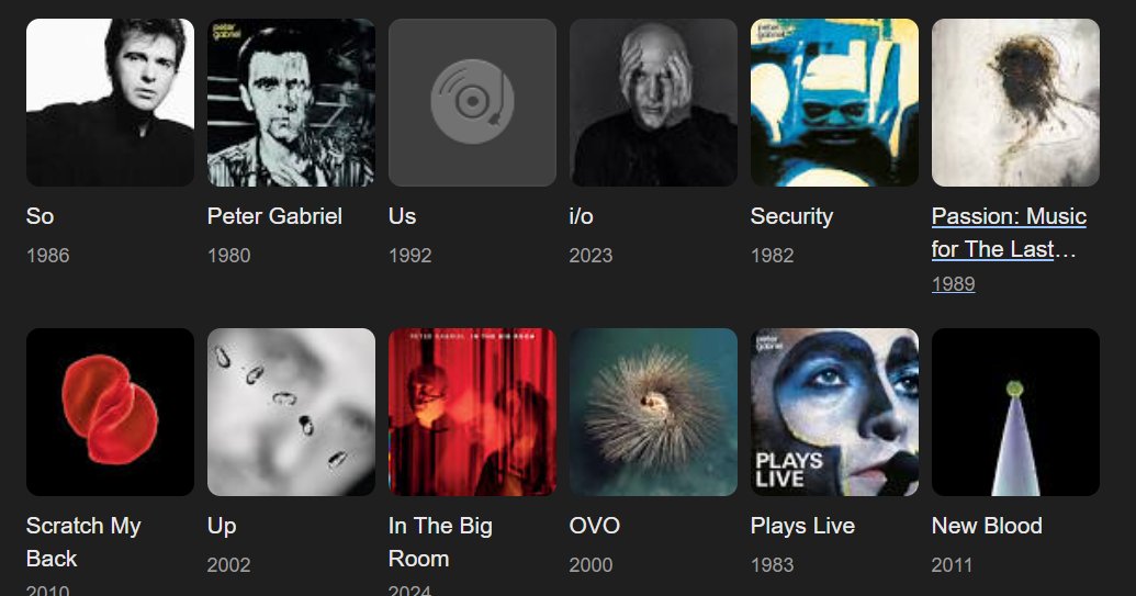 Peter Gabriel es otro nivel. 
Aquí ando escuchando todos sus álbumes para un proyecto personal y de verdad, qué clase de músico ha sido. Les dejo algunos de ellos para su viernes.
