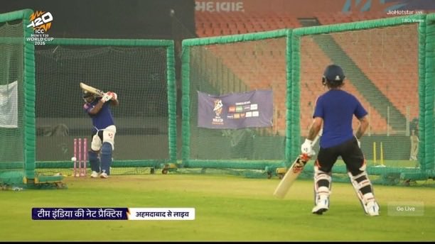 ishasingh0987's tweet photo. These are the visuals of Indian team practicing in nets. Sanju Samson and Ishan Kishan were practicing together in the central pitch, Tilak Varma was seen practicing against off spin. Abhishek Sharma wasn't even practicing today. Sanju, Ishan, Tilak combo in super 8?
#T20WorldCup https://t.co/BfYLU328zI
