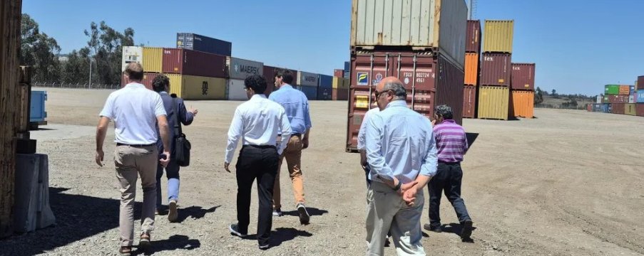 📌Posible consolidación de ZEAL como socio estratégico para proyectos trasandinos.

✅Delegación de la provincia de San Luis, Argentina, visitó ZEAL para conocer infraestructura, procesos y servicios, reforzando su papel logístico binacional. 👉tinyurl.com/2kj463re