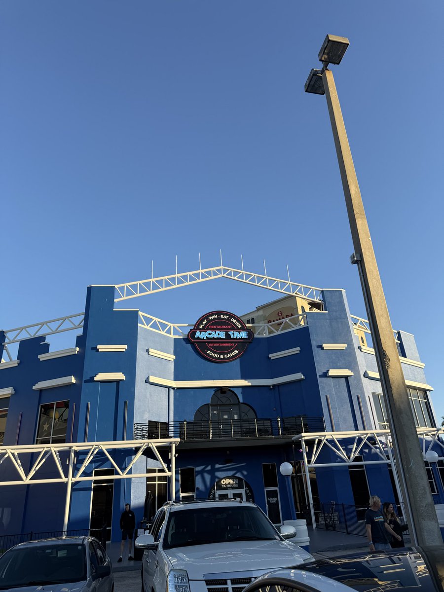 hungrybox tweet media