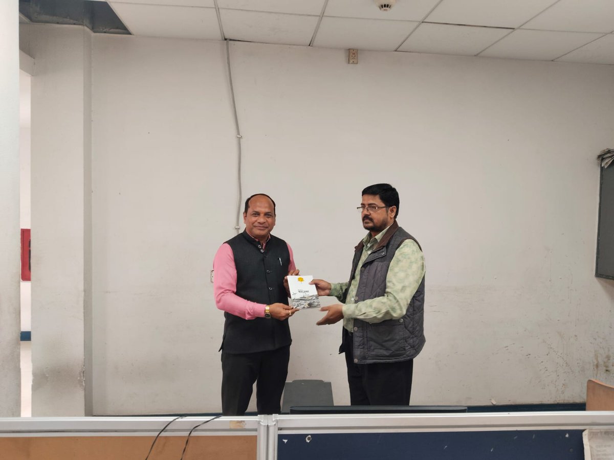 Sanjeev Sharma ,State AwardeeTeacher/SRG -Aligarh tweet media