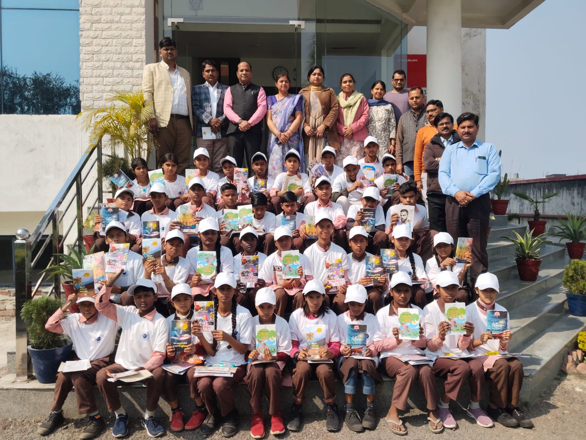 Sanjeev Sharma ,State AwardeeTeacher/SRG -Aligarh tweet media