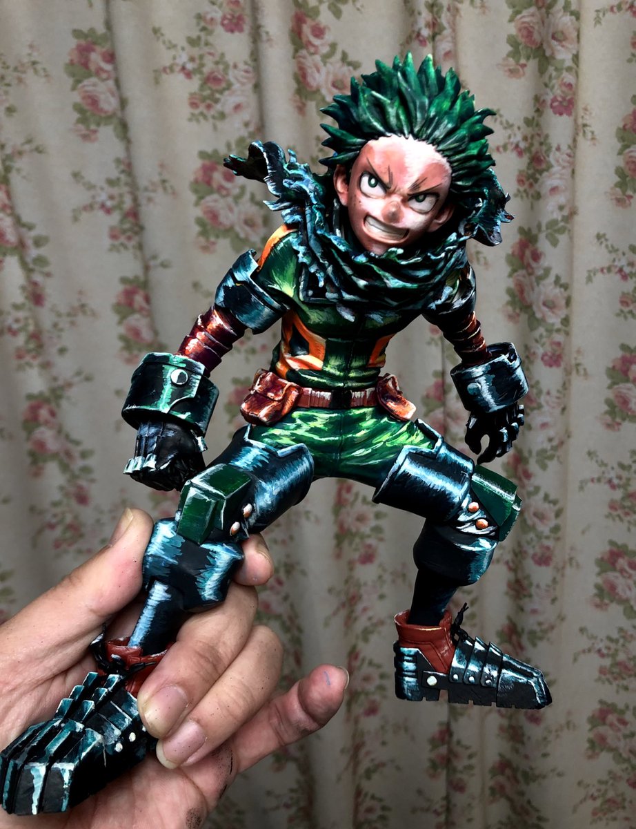 フィギュア　リペイント デクのリペイント8日目🖌️ 今日もハイライトの続き✨ 日々塗りながら