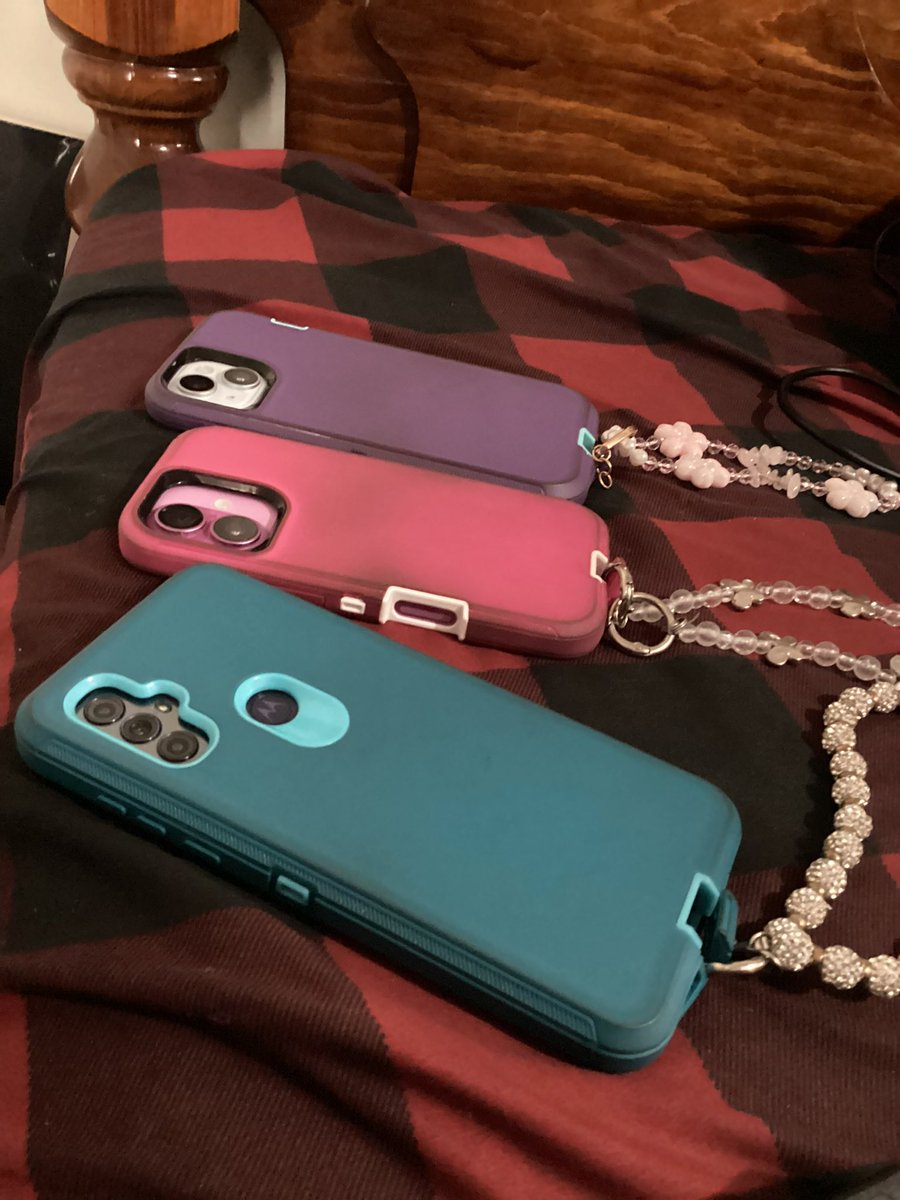 your X auntiee 🍷 tweet media
