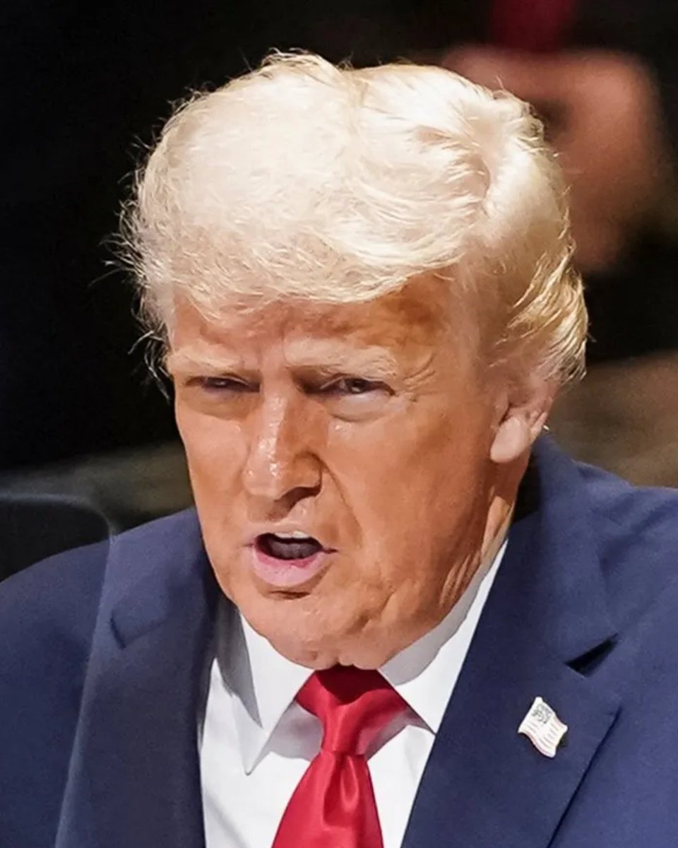 🚨 JUST IN: Governor Gavin Newsom is calling for Donald Trump to issue immediate tariff refund checks — with interest — following today's Supreme Court ruling!