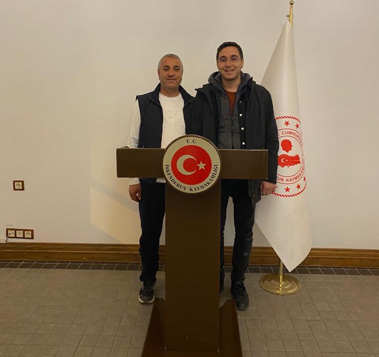 ayhanacikbas's tweet photo. Değerli kardeşim Batman Gercüş Kaymakamı Muhammed Öztaş başta olmak üzere Yılın İdarecisi seçilen Mülki İdare Amirlerini kutluyorum, hizmet ve başarılarınız daim olsun.

@Moztas47 https://t.co/QsrhAKI4sz