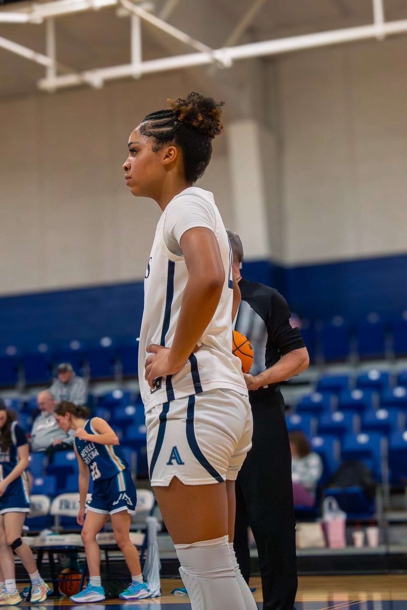 Asheville School Girls Basketball tweet media