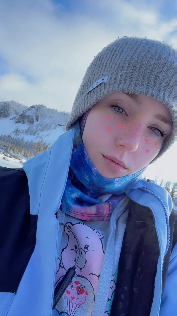 It’s a good morning.  Make it epic by sending while I shred.  🤑💕