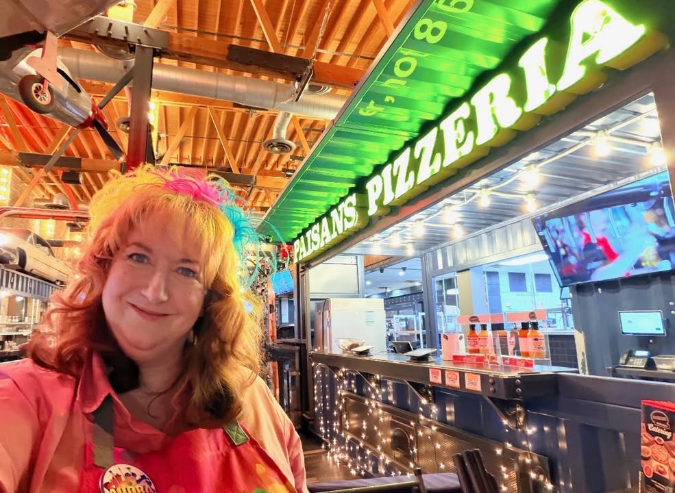 Tonight, Friday, Oak Lawn Paisans Pizzeria
Facepainting By Audra: fun &amp; amazing designs for the entire family 6:00 PM - 8:0O pm Stop by for excellent pizza &amp; family fun!
4900 W. 111th Street, Oak Lawn

jmmagic.com/facepaintingby…

#FamilyFun #FacePainting #PaisansPizzeria