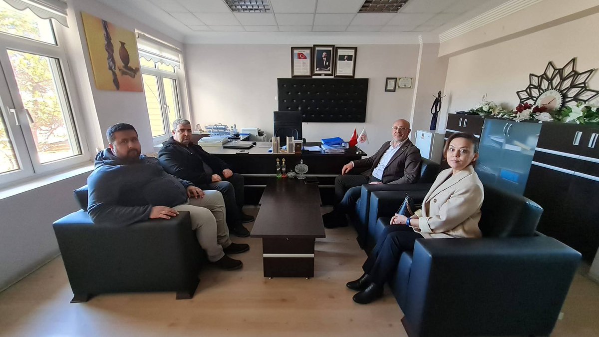 📍 Dursun Fakih Huzurevi 
Büyüklerimizi ziyaret ederek gönüllülerini ve dualarını aldık, Mübarek Ramazan ayını tebrik ederek, sağlıklı ömürler dualarımızı iletiyoruz..