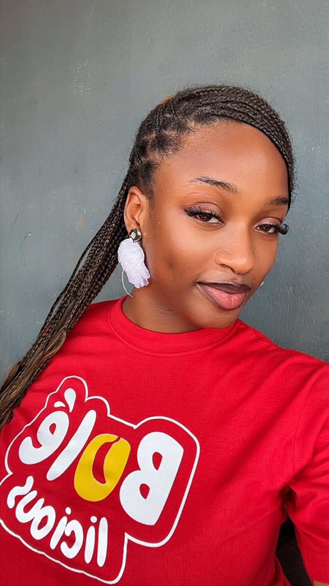 A date with me or take 50k?🌚