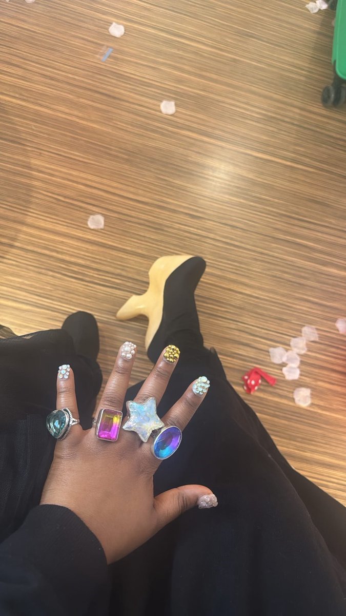 jayloagain's tweet image. February still belongs to me :)