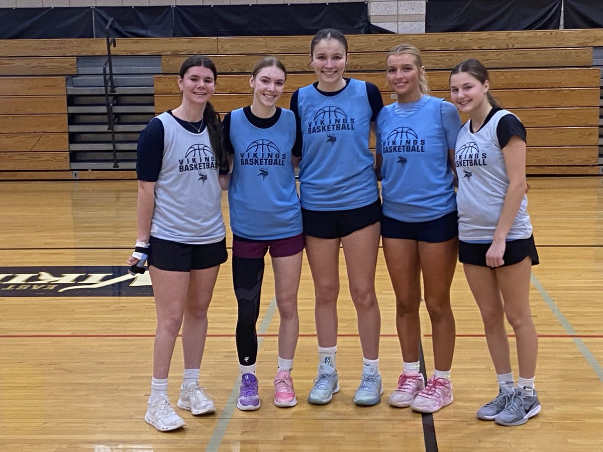 East Bridgewater Lady Vikings Basketball tweet media