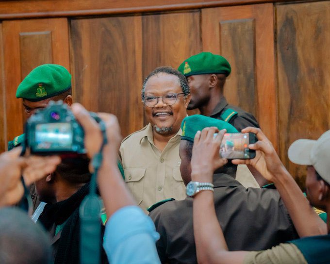 Huyuu mzee hadi kuja kuwa raisi atapitia mambo mengi sanaa