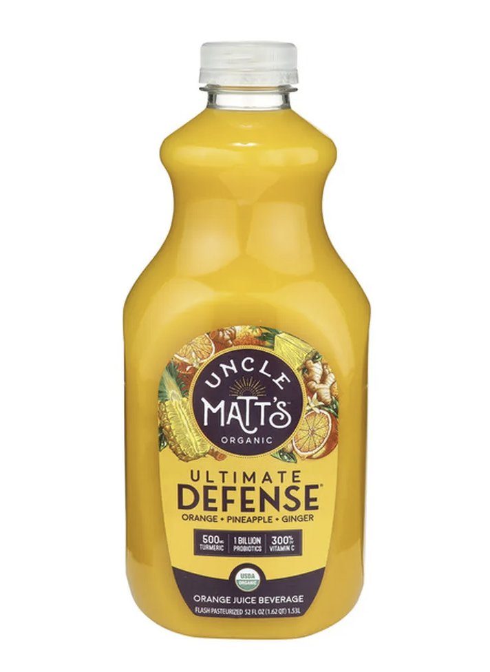 uncledoomer's tweet photo. literally all you have to do is when you feel yourself getting sick, immediately hyperdose vitamin C and D and zinc and eat raw ginger and garlic with lemon. yes the $10 organic juice is worth it. no they are not paying me to say this. https://t.co/ensw9oX246