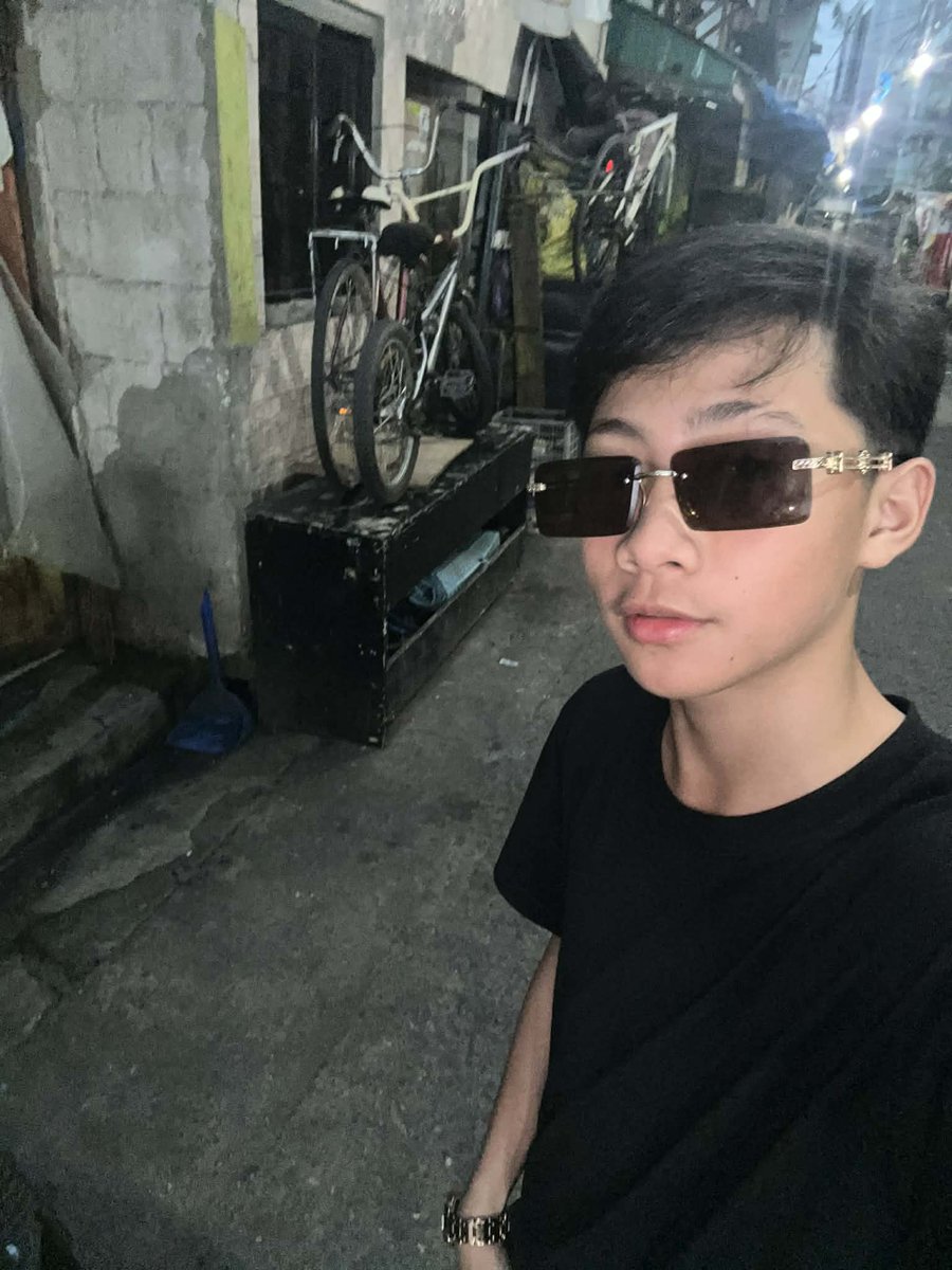 JTKUPS09's tweet photo. 😎 https://t.co/euqbVGapmg
