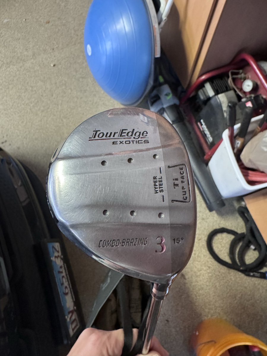 Tee-k Kelly tweet media