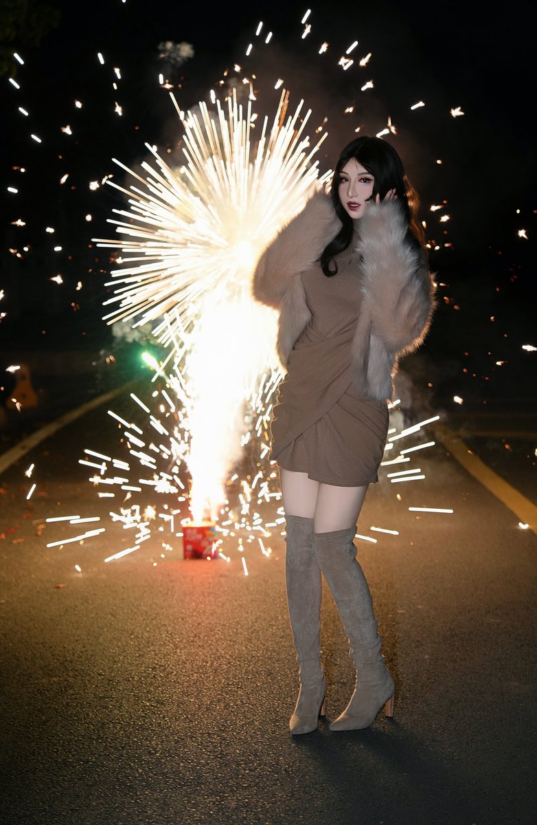 DMS_Chinya's tweet photo. 烟花那么美，总有熄灭的时候，但皮物之美，却能一直入替！
#dreammask 
#femalemask 
#女装・男の娘 https://t.co/0DZA2AJjax