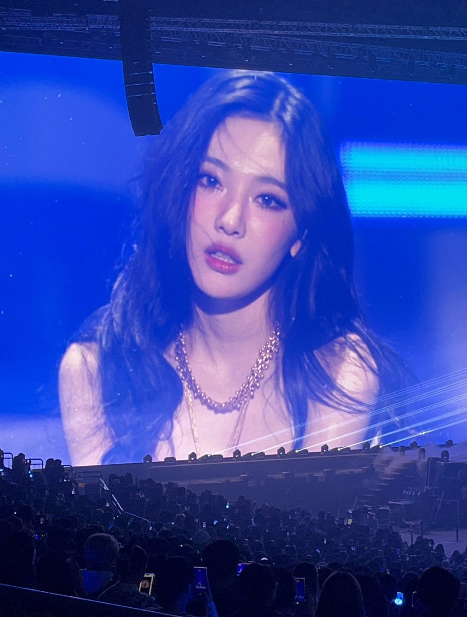 宁艺卓 tweet media