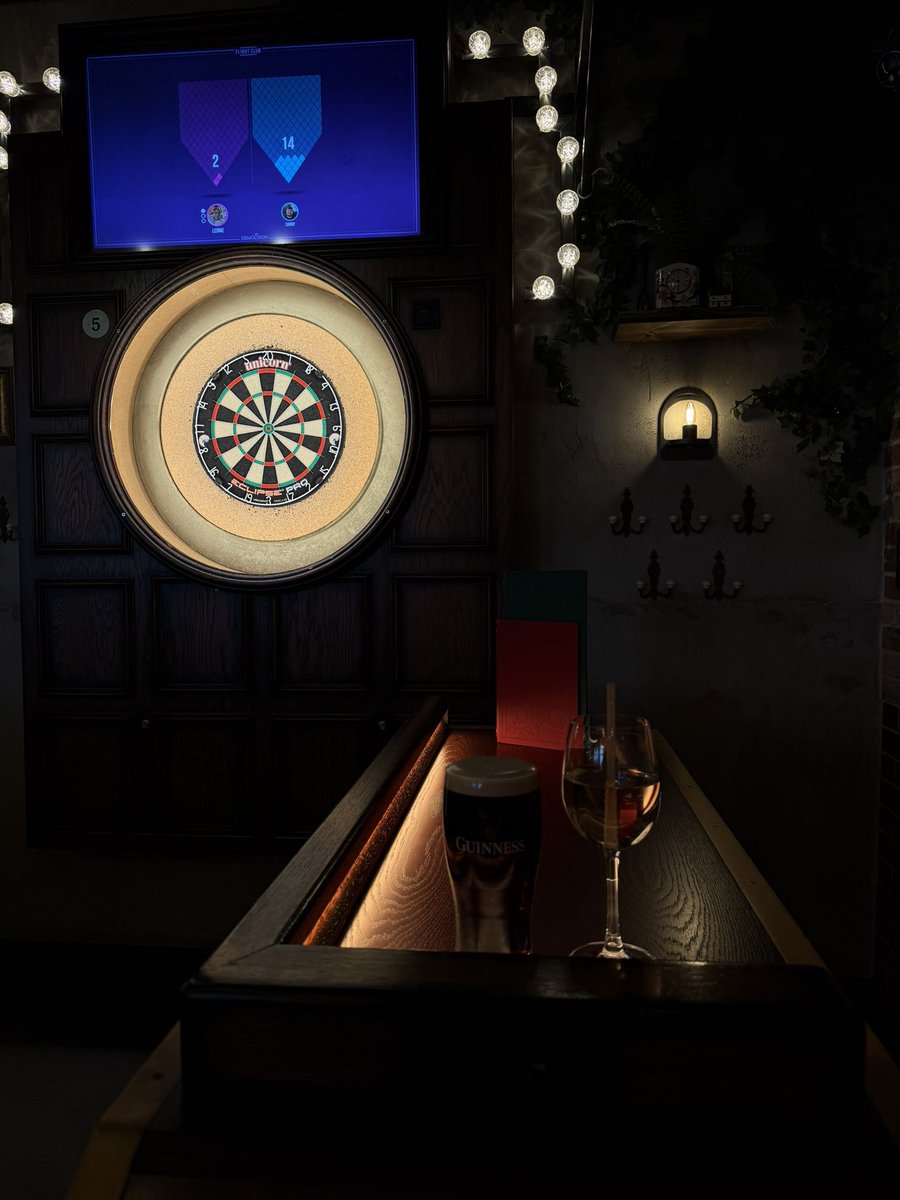 Miss Mercer tweet media