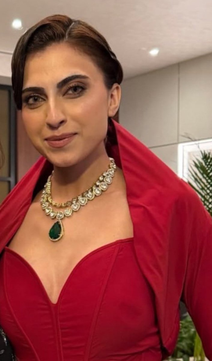 Butterfly_afi tweet media