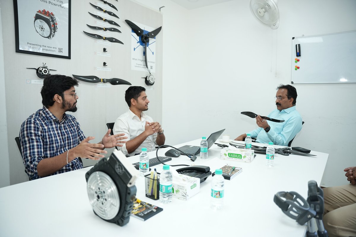 Shiv Varun Singh Rajput ✈️ 🇮🇳 🕉️ tweet media