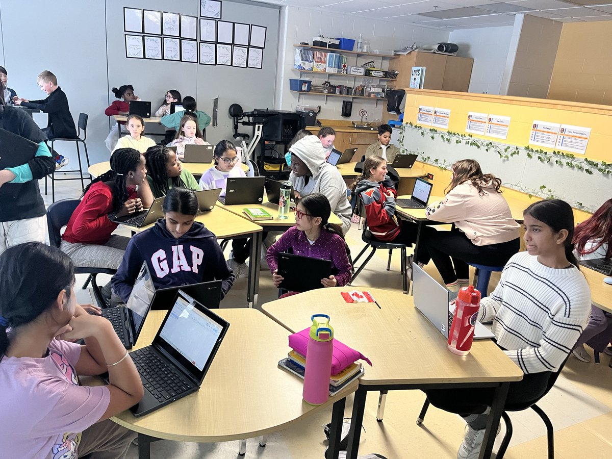 Mrs. Devine tweet media