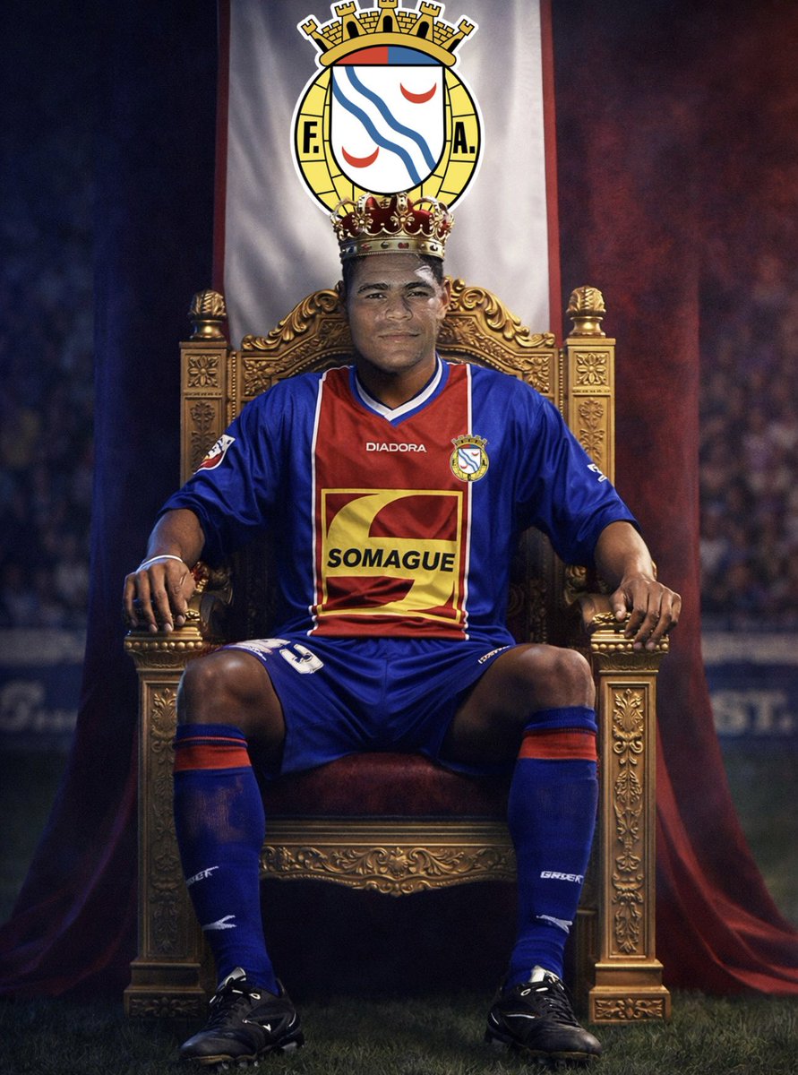 alvercapremium's tweet photo. Durante duas décadas fora da 1.ª Liga, muitos acreditaram que o tempo apagaria a grandeza do Futebol Clube de Alverca. Enganaram-se.
O tempo pode afastar, mas não apaga identidade. E o trono do Ribatejo sempre teve dono. https://t.co/4oQU6UrbJ0