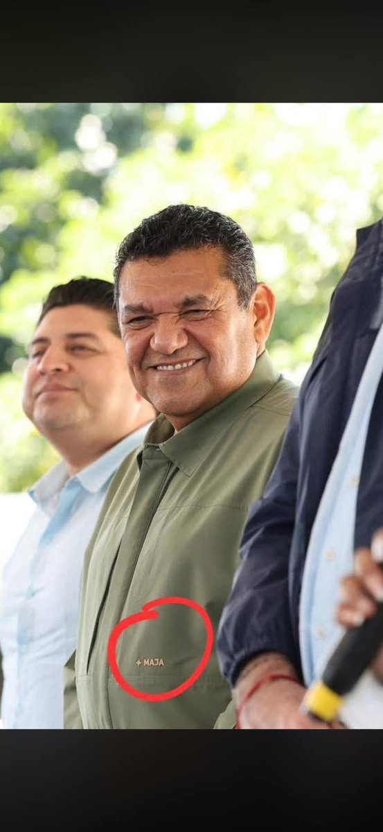 jorgegogdl's tweet image. Acto 1: Amilcar Olán se reúne con los hijos de Ruben Rocha Moya en Sinaloa.

Acto 2: Amilcar Olán aparece inaugurando su franquicia de Maja en Tabasco.

Acto 3: Toda la clase política de Morena en Tabasco y Sinaloa aparece usando Ropa Maja.

¿Cómo se llamó la obra?