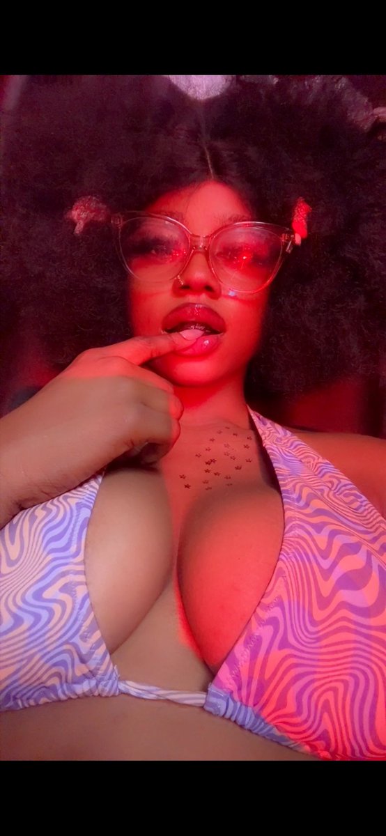 ayo_445's tweet photo. Someone should help me get to 2k followers...I follow back o 🙂 https://t.co/QshikeYTEA