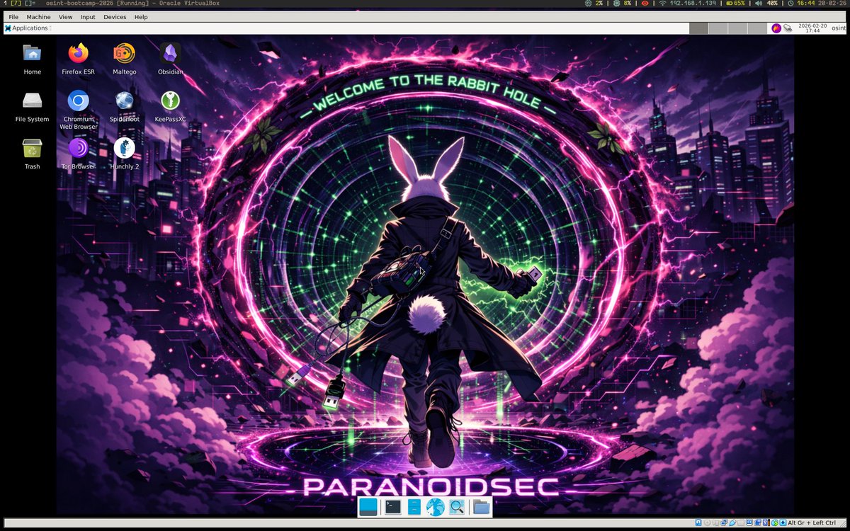 La última de las "cositas" que os traigo esta semana del bootcamp de <a href="/rootedcon/">/RootedCON</a> ParanoidS3c, es que he montado una máquina virtual, con todo lo necesario para el mismo que se repartirá a todos los alumnos.

Tengo que dar las gracias a <a href="/3LD1nG0/">El Dingo</a> y <a href="/constrainterror/">Gabs</a> por ayudarme con