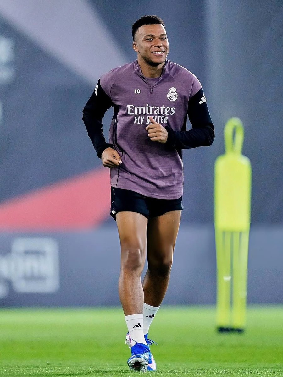🚨 KYLIAN MBAPPÉ esta entrenando con el grupo 😍