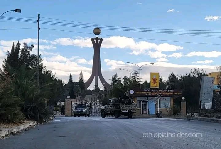 BashirHashiysf's tweet photo. BREAKING NEWS: 
#Ethiopian ENDF troops are in final preparations to attack  Mekelle the capital
of #Tigray, 

Mekelle, is rapidly becoming a fear of a new war, according to local sources. 

Residents of Mekelle are slowly moving out of the city, traveling to Addis Ababa and other safer places. 

Residents  say, the cost of plane tickets and buses are expensive  

A witness said that traffic to Addis Ababa is very busy, with some people passing through Semera to catch a plane from there. 

Buses are scarce and tickets are not easily available. Even high school and university students are reported to have stopped studying. 

A journalist in Tigray  said that there are large-scale military preparations and mobilizations on both sides, with reports of conscription