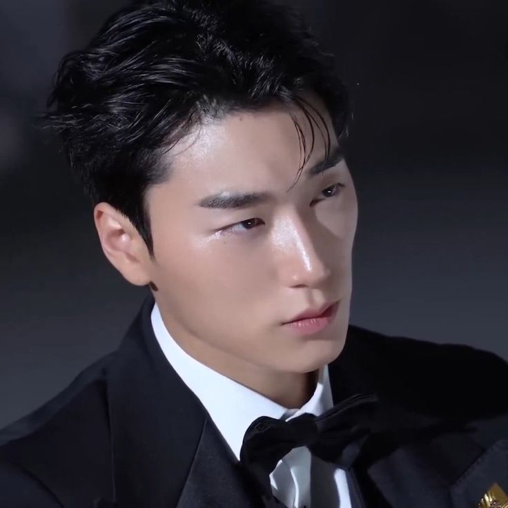 iamplikealion's tweet image. RT @choi_mito: san...... ( ᵐʸ ʰᵘˢᵇᵃⁿᵈ  )