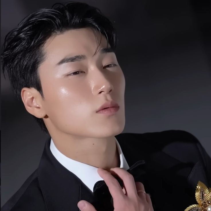 iamplikealion's tweet image. RT @choi_mito: san...... ( ᵐʸ ʰᵘˢᵇᵃⁿᵈ  )