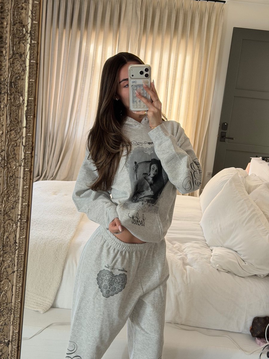 Madison Beer HQ tweet media
