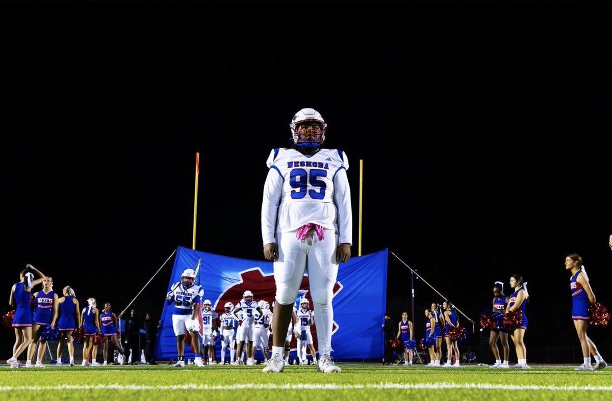 Deriuntae (head) Willis tweet media