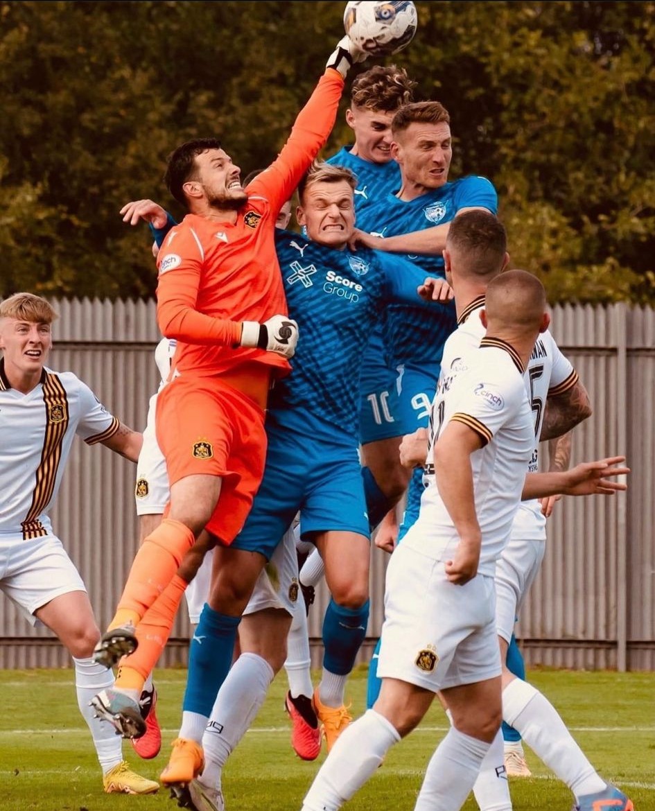 Selsport tweet media