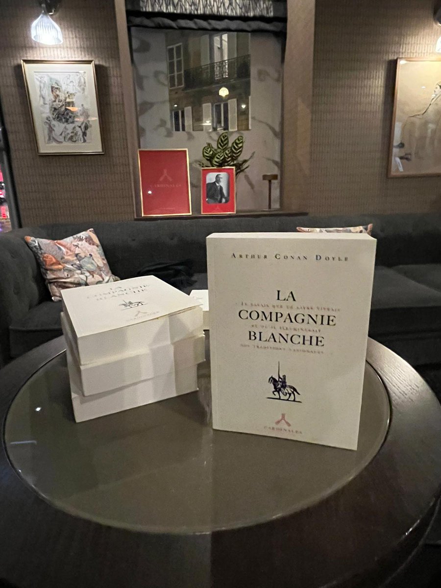 Editions Cardinales tweet media