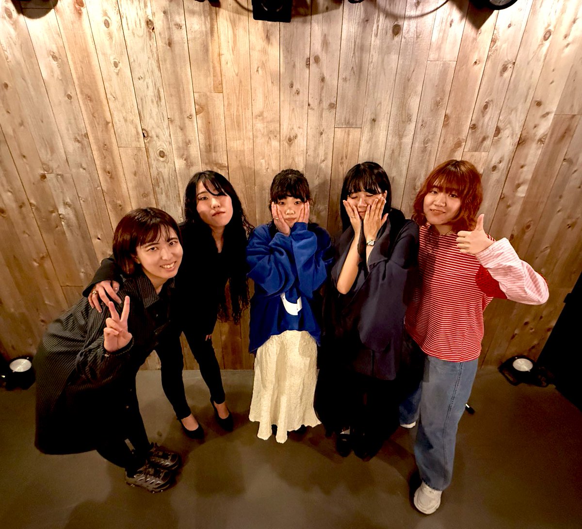 代官山NOMADありがとう！
久しぶりにライブ観てもらった方が沢山で、授業参観感！！という感じでした🙇🏻‍♂️
緊張感大事！笑
成長していきたいね
次回は、3/11これまた久々papaBeat
よろしく
