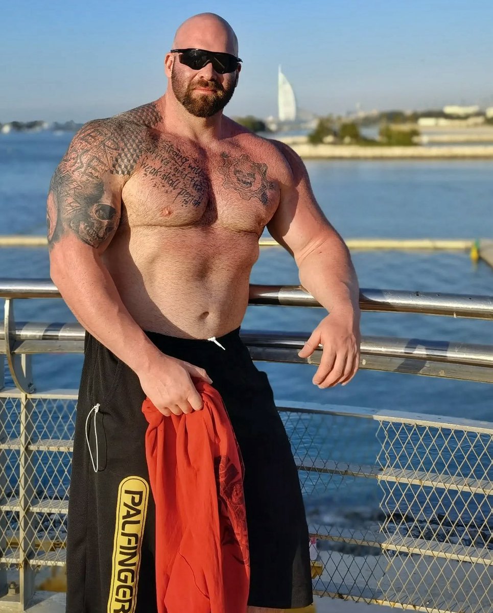 hairy_musclebear (onlyfans top 0,8%) tweet media
