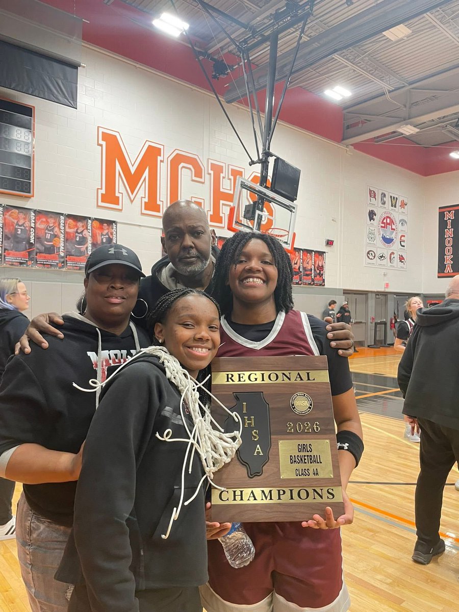vadarricka4213's tweet photo. Regional champs https://t.co/FLxCCP8Rql