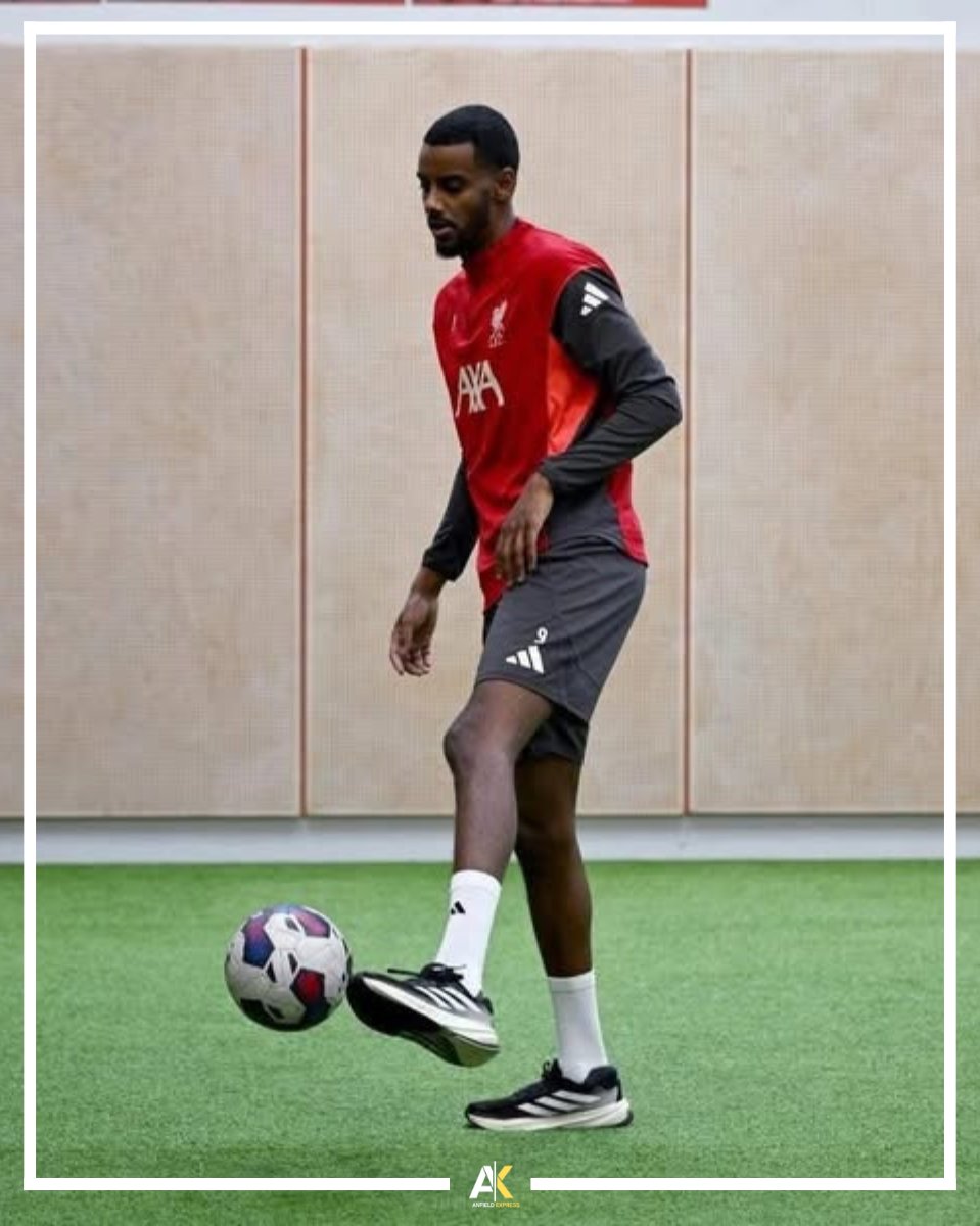 AnfieIdExpress's tweet photo. Not long now to Isak return he’s starting running in the grass end of March he’s expected to RETURN 😀👍 https://t.co/eBGVXpHLWY