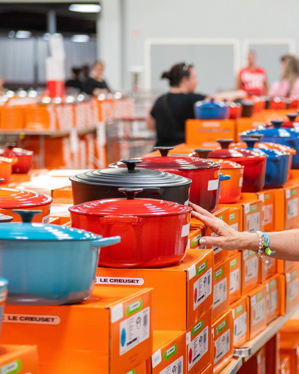 Le Creuset tweet media